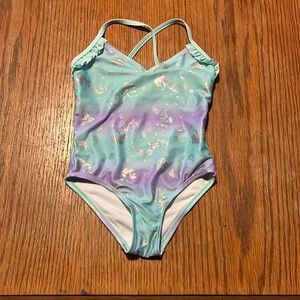 NWOT. Kids girl swim suit. Size 4t
